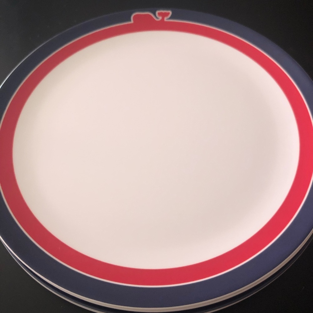 Vineyard Vines Target Dinner Plates (4)